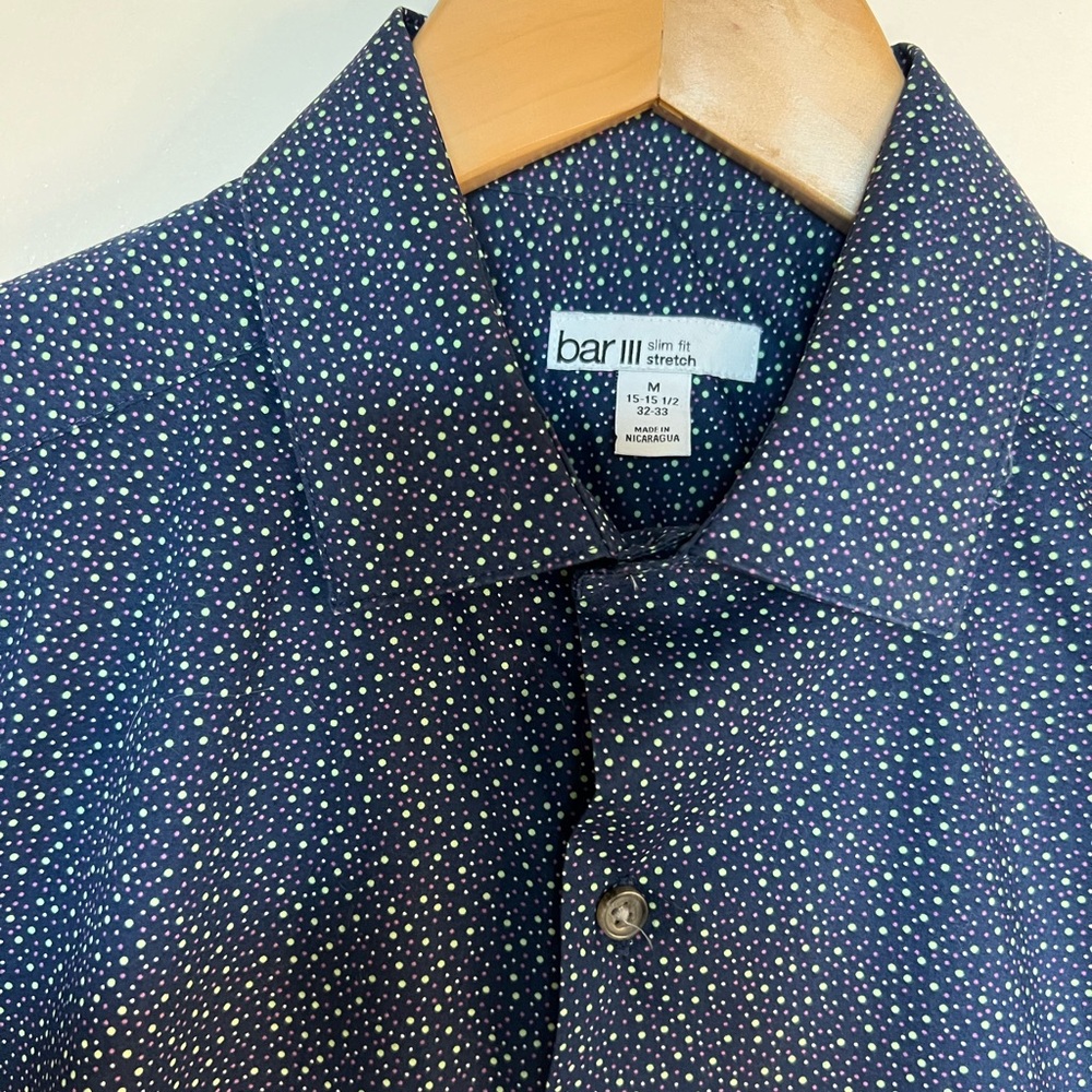 Men’s shirt. Bar III. Medium / 15-15½ / 32-33. Navy blue with microprint.